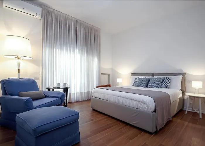 Starhost - Golden Apartments