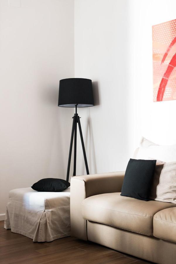 Starhost - Golden Apartment Salerno